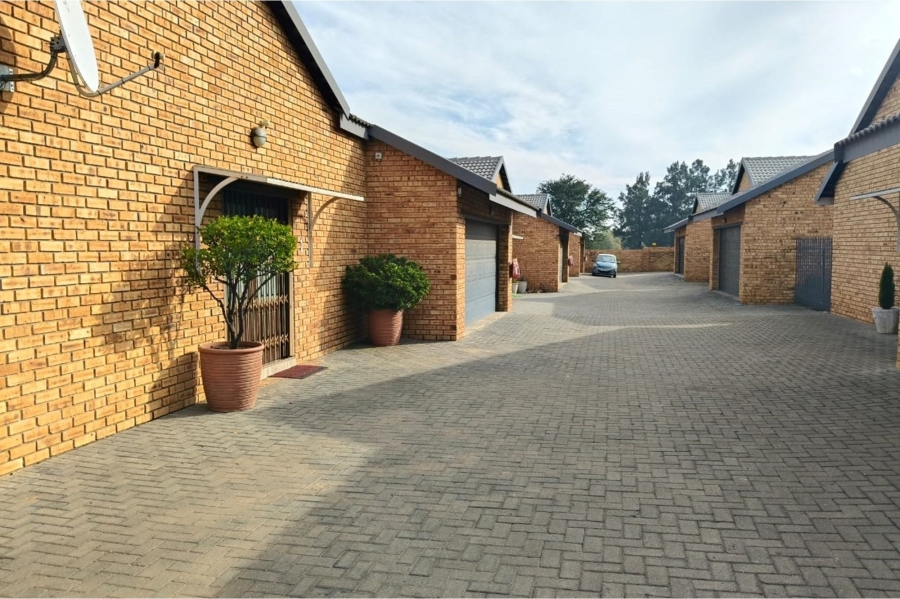3 Bedroom Property for Sale in Vaalpark Free State